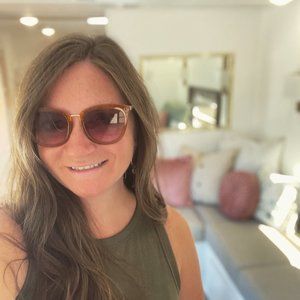 Meet your Posher, Cory